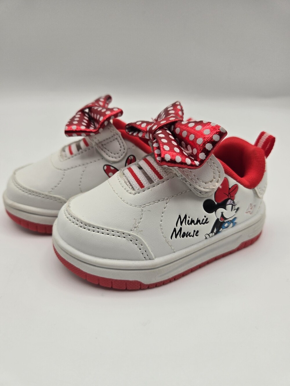 Disney Minnie Mouse White Red Bow Sneakers Baby Toddler Girl Size 3